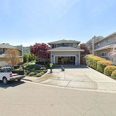 32 Pacific Dr, Novato, CA 94949