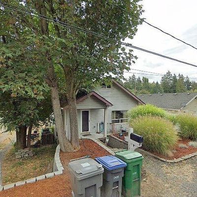 320 Charlotte Ave W, Bremerton, WA 98312