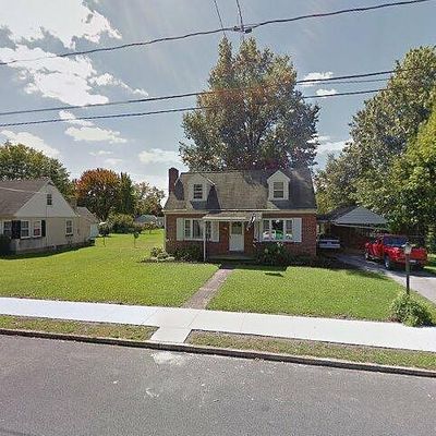 324 Carlton Ave, Chambersburg, PA 17201