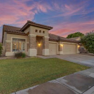 3931 S Hollyhock Pl, Chandler, AZ 85248