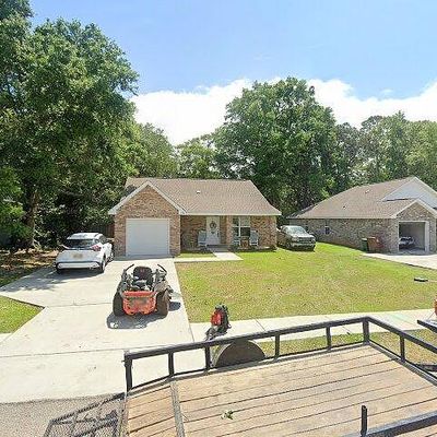 394 Rosalie Maria Dr, Biloxi, MS 39531