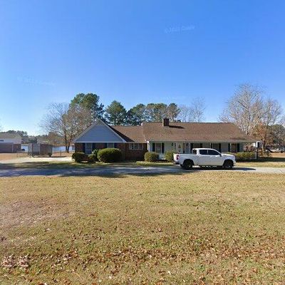 395 E Emerald Lake Dr, Sumter, SC 29153