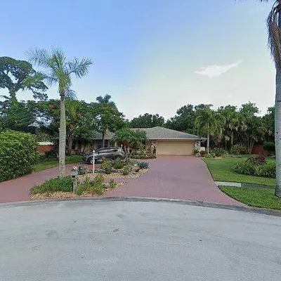 4 Colonial Way, Indian Harbour Beach, FL 32937