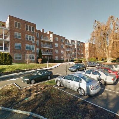 4 Putnam Hl Apt 3 J, Greenwich, CT 06830