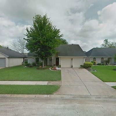 4015 Avanti Dr, Pearland, TX 77584