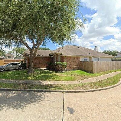 4025 Redwood Hill Ct, Fresno, TX 77545