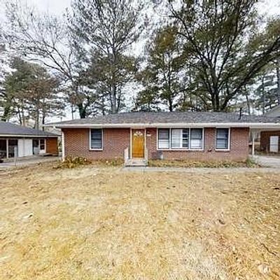 4079 Scott Dr, Forest Park, GA 30297