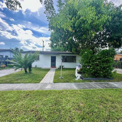 4080 W 7 Th Ln, Hialeah, FL 33012