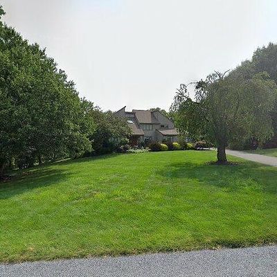 41 Blue Stone Dr, Chadds Ford, PA 19317