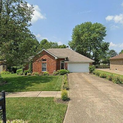 4108 Saratoga Woods Dr, Louisville, KY 40299