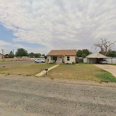 412 Nw Avenue G, Seminole, TX 79360