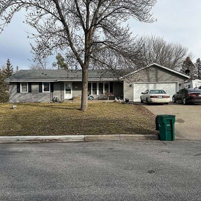 420 S Park Ln, Le Sueur, MN 56058