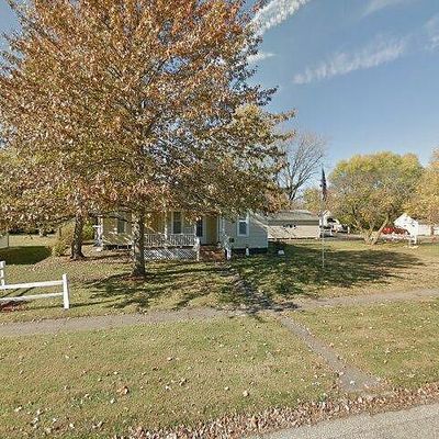 421 N Market St, Sullivan, IL 61951