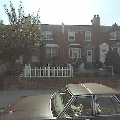 4218 Aldine St, Philadelphia, PA 19136