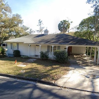 422 N Rossiter St, Mount Dora, FL 32757