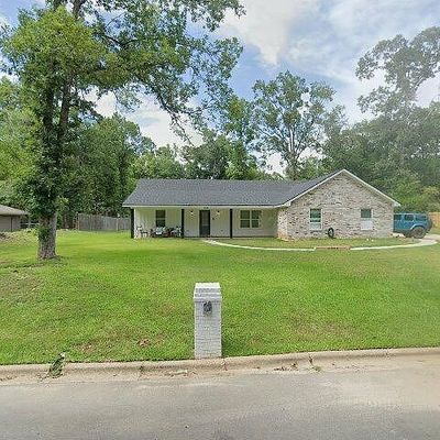 3701 Chevy Chase Dr, Nacogdoches, TX 75965