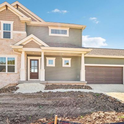 375 W Sparrow Way, Grafton, WI 53024