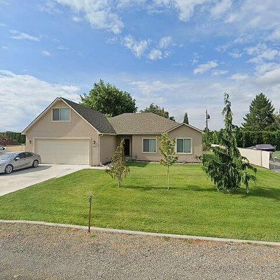 3819 W Sylvester St, Pasco, WA 99301