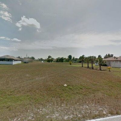 3820 Embers Pkwy W, Cape Coral, FL 33993