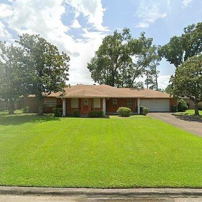 3841 Rutgers Ave, Port Arthur, TX 77642