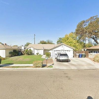 385 N Lane St, Tulare, CA 93274