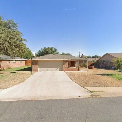 3902 Willingham Dr, Midland, TX 79703