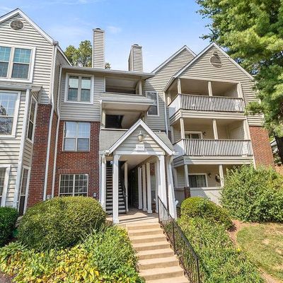 3908 Penderview Dr #606, Fairfax, VA 22033