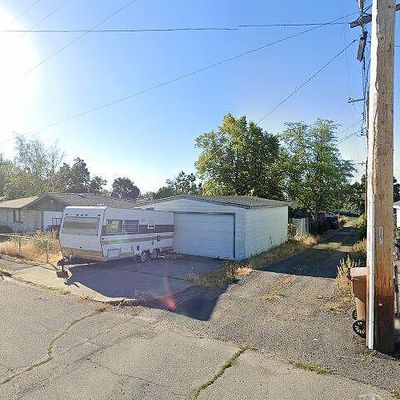 3917 N Oak St, Spokane, WA 99205