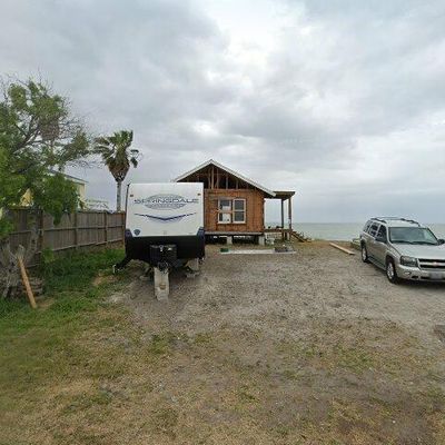 456 Egery Island Rd, Taft, TX 78390