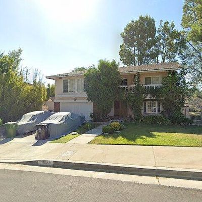 4614 Nomad Dr, Woodland Hills, CA 91364