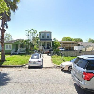 4717 Avenue Q, Galveston, TX 77551