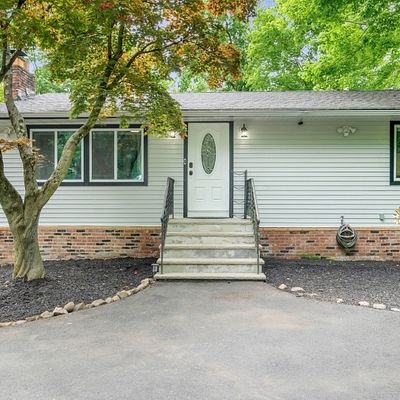 48 Black Oak Dr, Vernon, NJ 07462