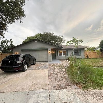 4826 Presidential St, Seffner, FL 33584