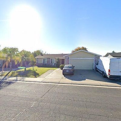 483 Valdapena Way, Escalon, CA 95320