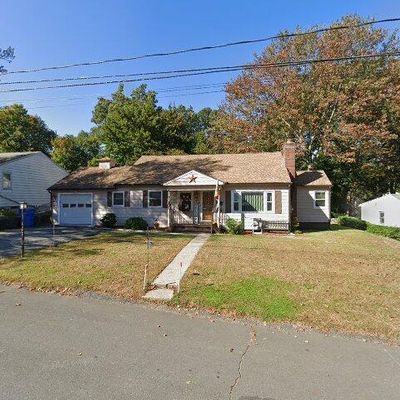 49 Pineridge Rd, Waterbury, CT 06706