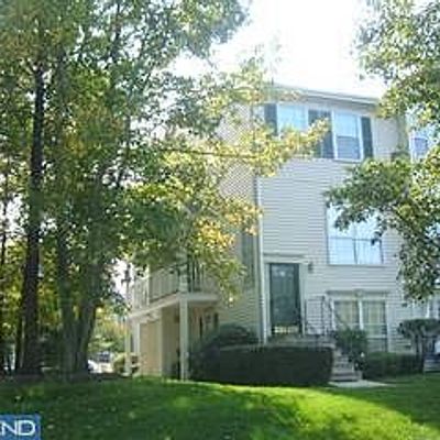 49 Versailles Ct, Trenton, NJ 08619