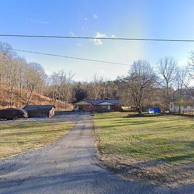 491 Valley Dr, Blountville, TN 37617