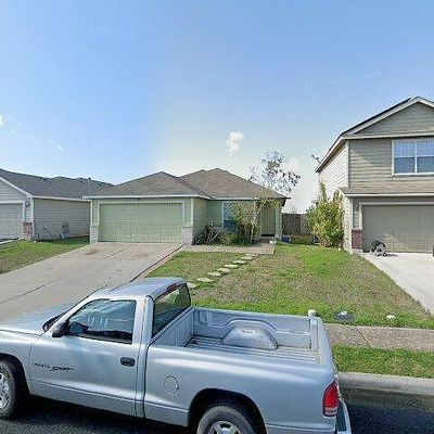 4912 Irvine Ln, Del Valle, TX 78617