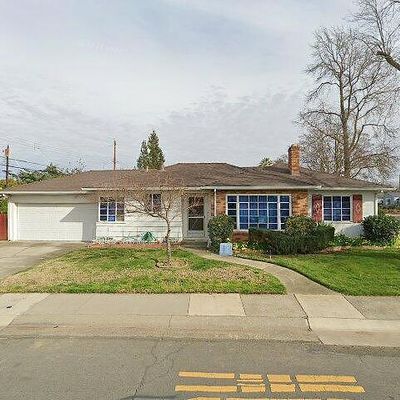 4991 Helen Way, Sacramento, CA 95822