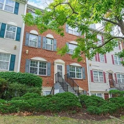 49 A Wickliffe St, Newark, NJ 07103