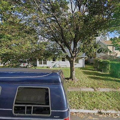 5 Budhollow Ln, Willingboro, NJ 08046