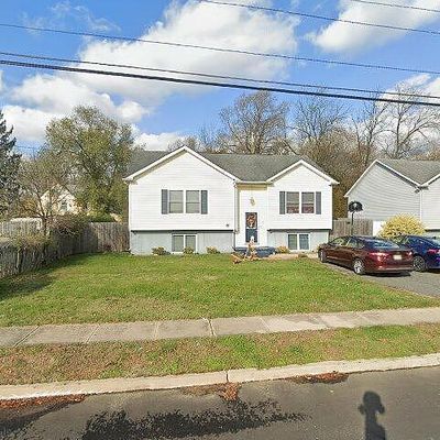 5 Roberts Ave, Clayton, NJ 08312