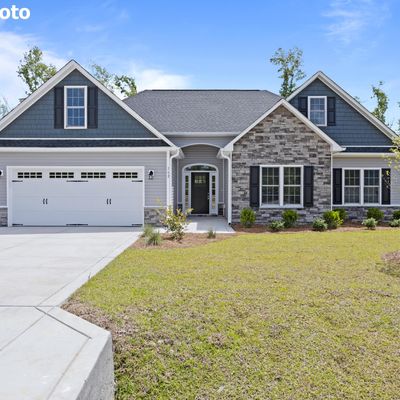 501 Pebble Shore Drive, Sneads Ferry, NC 28460