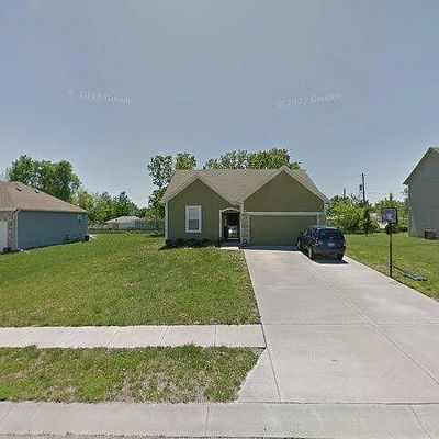 501 W Meriwood Ln, Edgerton, KS 66021