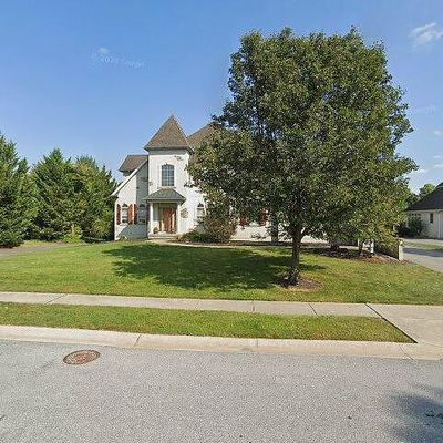 502 Wheatfield Dr, Lititz, PA 17543