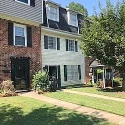 423 W Cadbury Dr, Lynchburg, VA 24501