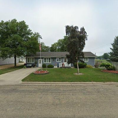 425 School St, Tyler, MN 56178