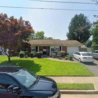 427 Madison Ave, Monroe Township, NJ 08831