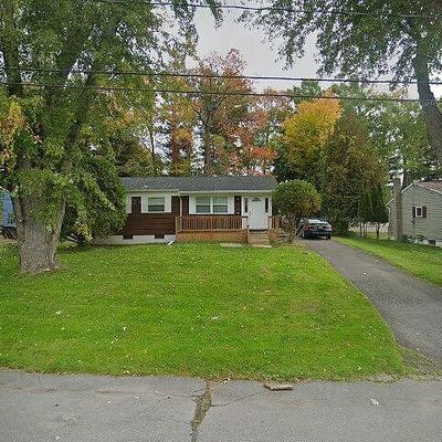 428 Fiore Dr, Utica, NY 13502