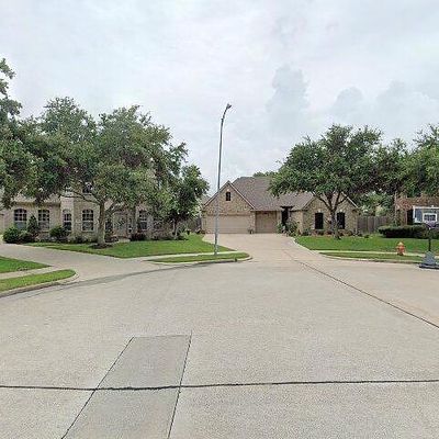 4303 Green Tree Ct, Pasadena, TX 77505